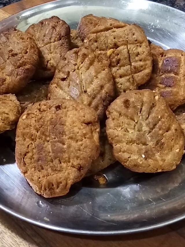 Khasta Traditional Thekua made with Jaggery